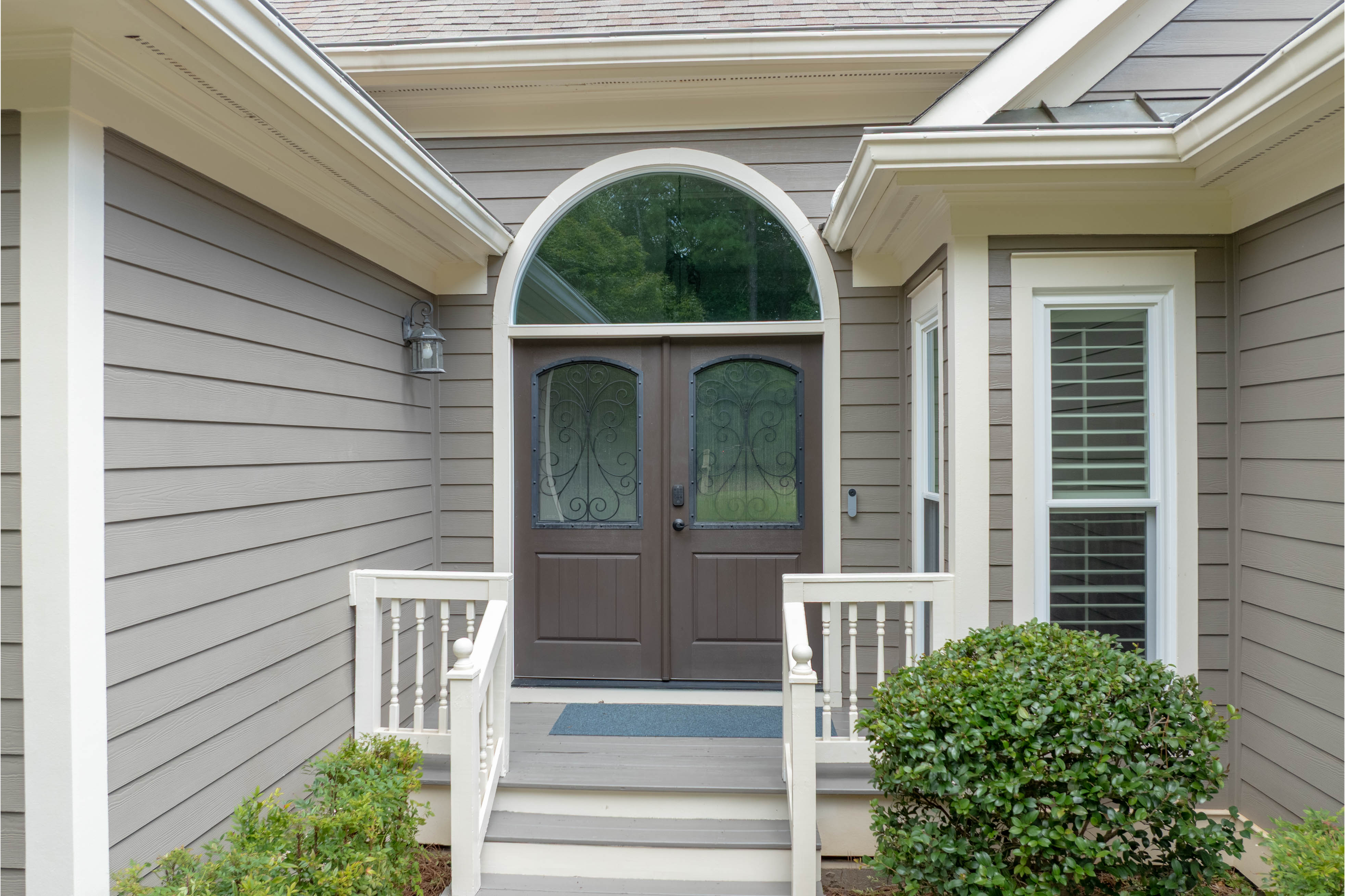 124 Oakton North image 19